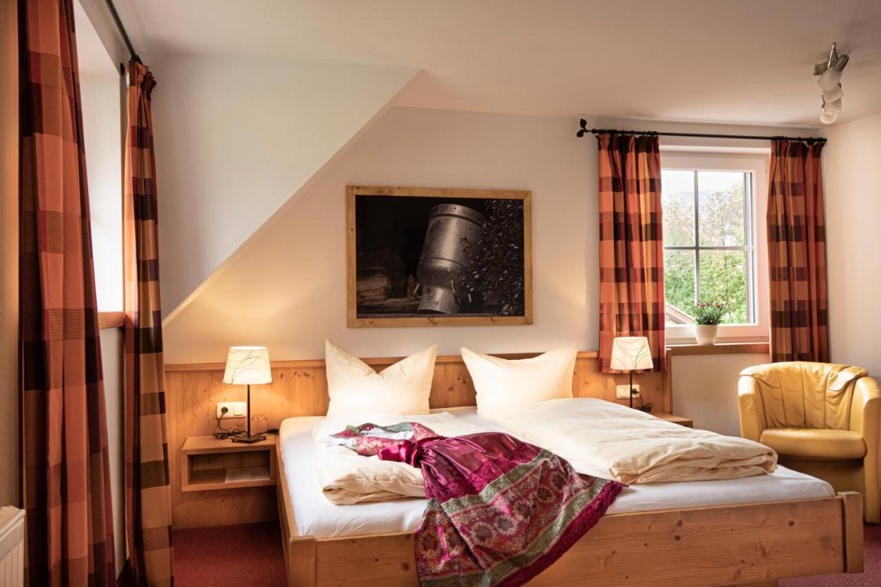 Hotel-Gasthof Der Wiesengrund バート・ヒンデラング エクステリア 写真
