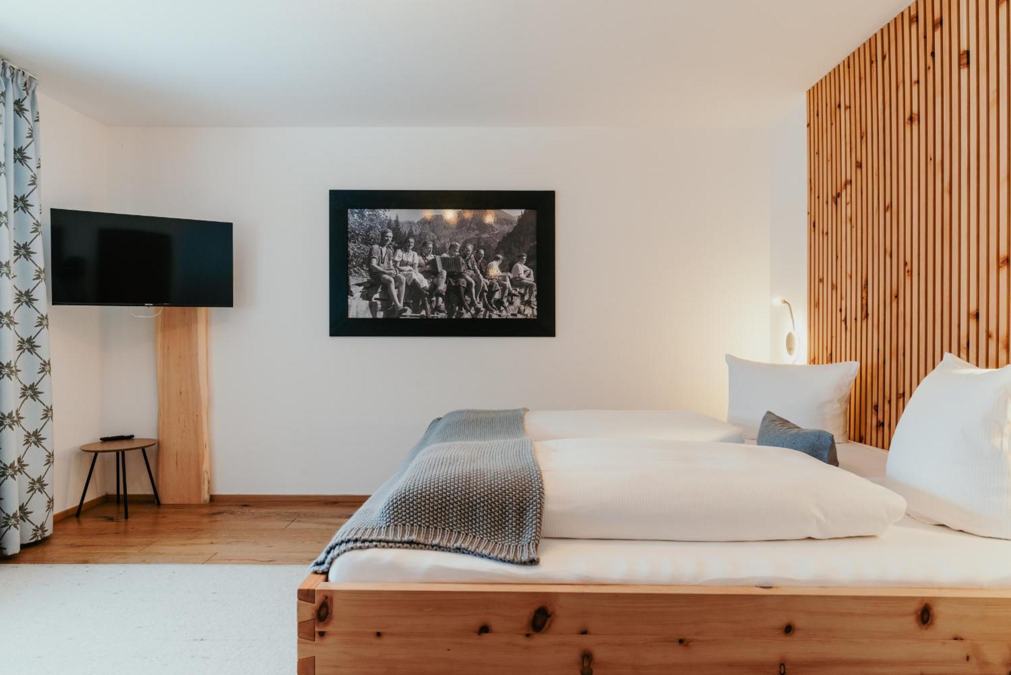 Hotel-Gasthof Der Wiesengrund バート・ヒンデラング エクステリア 写真