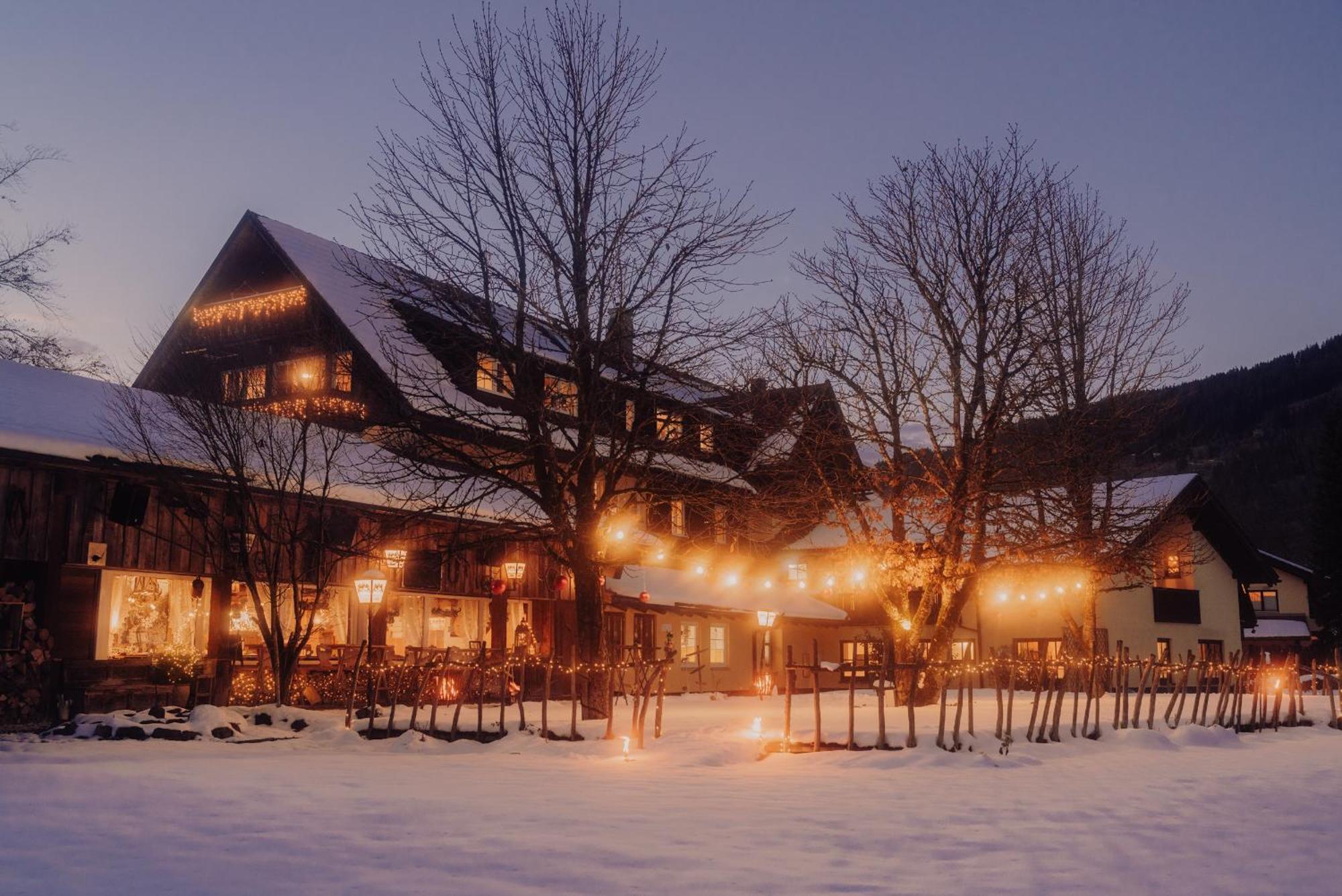 Hotel-Gasthof Der Wiesengrund バート・ヒンデラング エクステリア 写真
