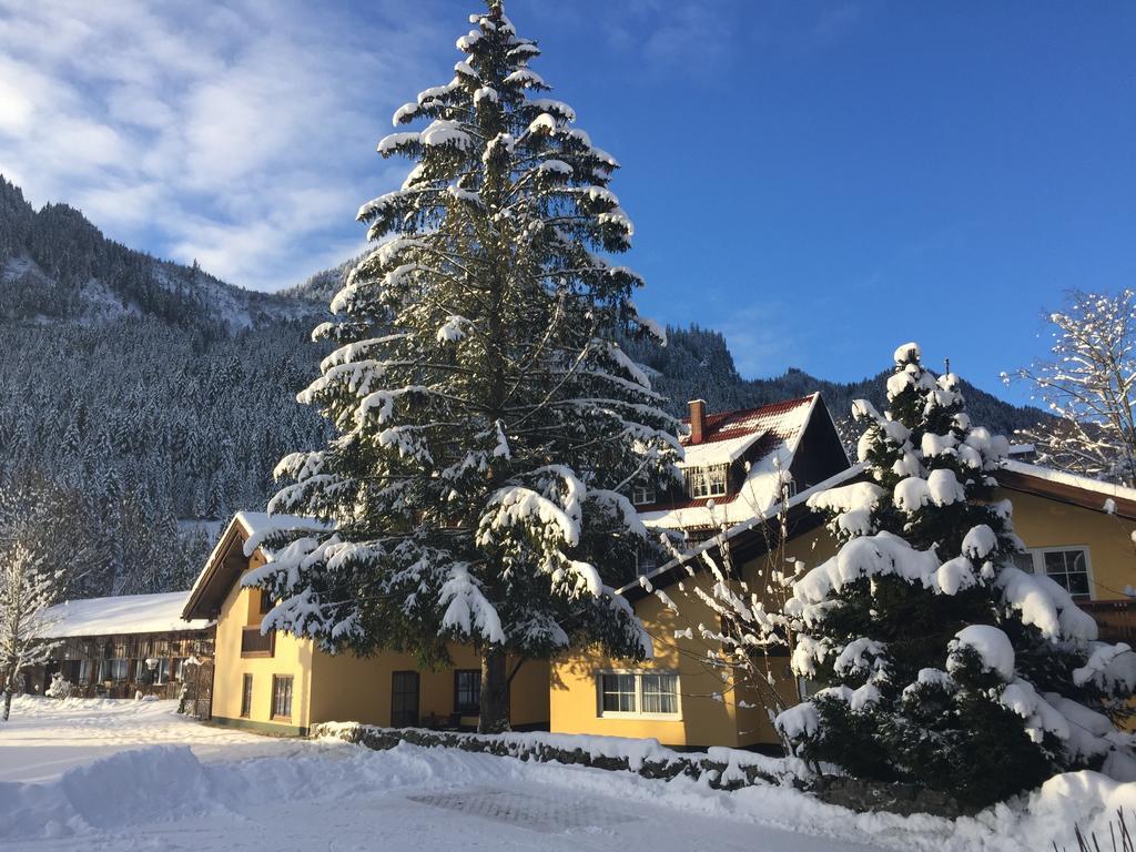 Hotel-Gasthof Der Wiesengrund バート・ヒンデラング エクステリア 写真