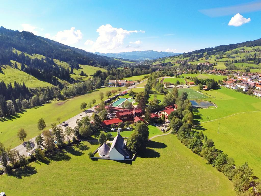 Hotel-Gasthof Der Wiesengrund バート・ヒンデラング エクステリア 写真