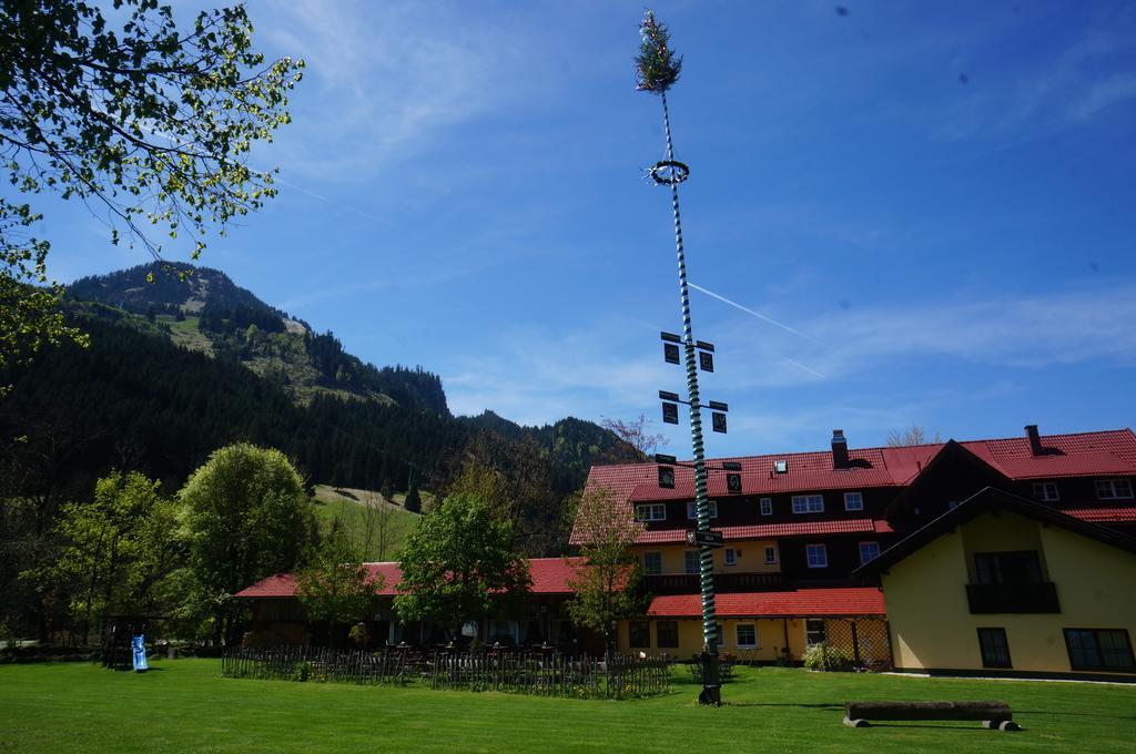 Hotel-Gasthof Der Wiesengrund バート・ヒンデラング エクステリア 写真