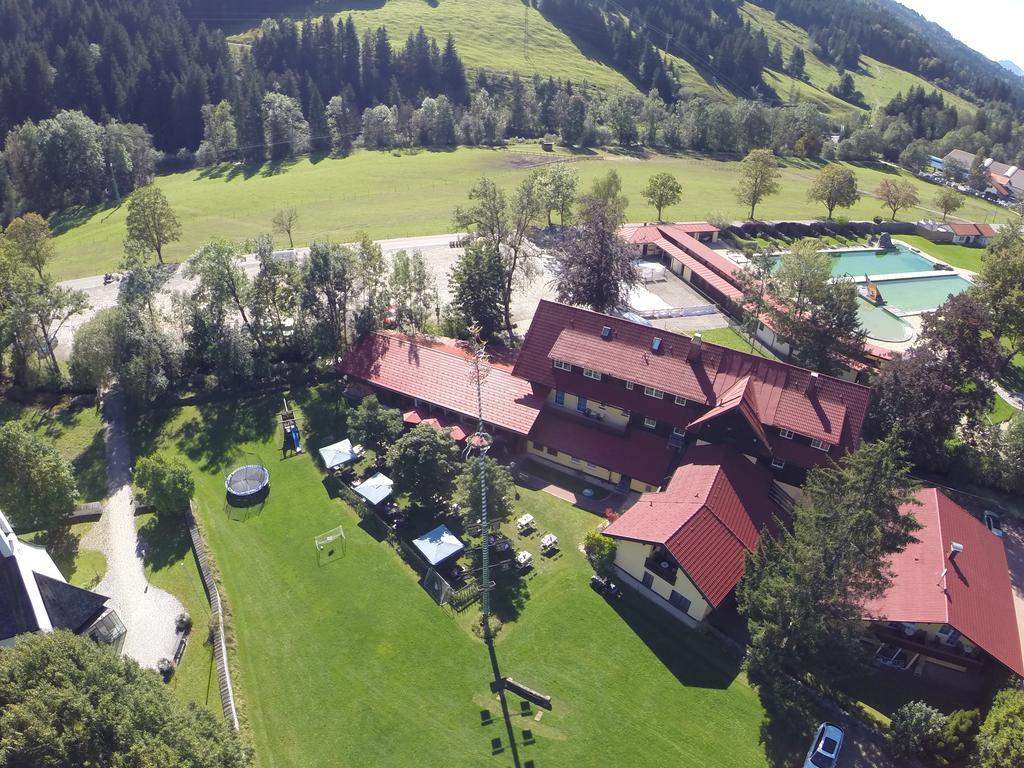 Hotel-Gasthof Der Wiesengrund バート・ヒンデラング エクステリア 写真